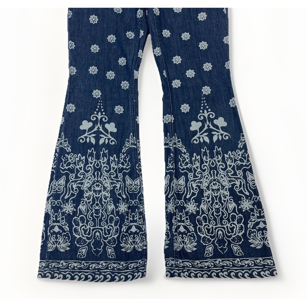We The Free Free People Journey Flare Pants 27 Bandana Print Boho Festival - Picture 5 of 16